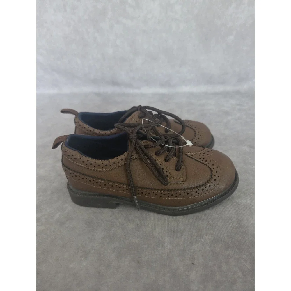 Carters Boys Brown SZ 9 Dress Shoes